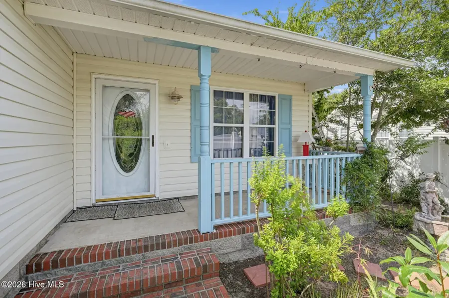 121 NE 6th Street, Oak Island, NC 28465 - #3
