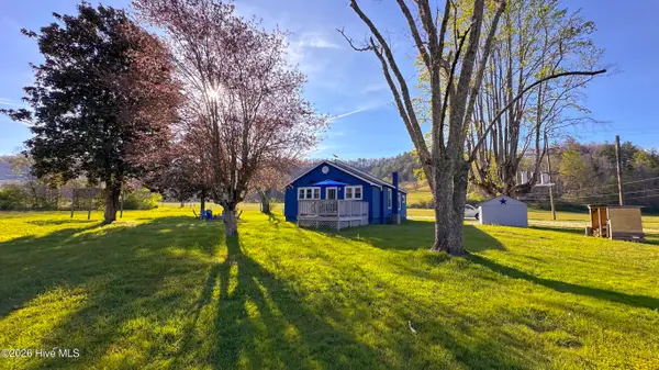206 Fletcher Hooper Road, Robbinsville, NC 28771