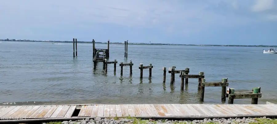 202 S 34th Street, Morehead City, NC 28557 - #3