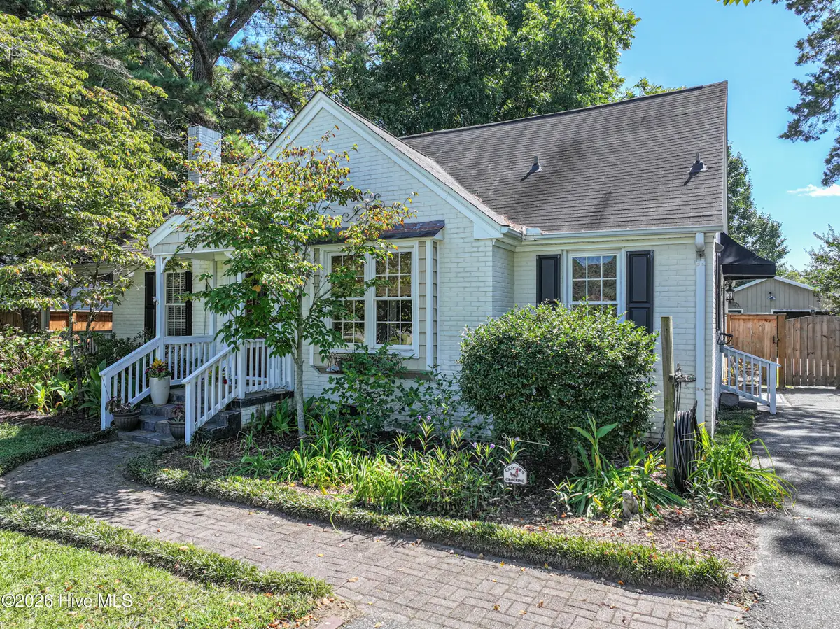3611 Dickinson Avenue, Greenville, NC 27834 - #1