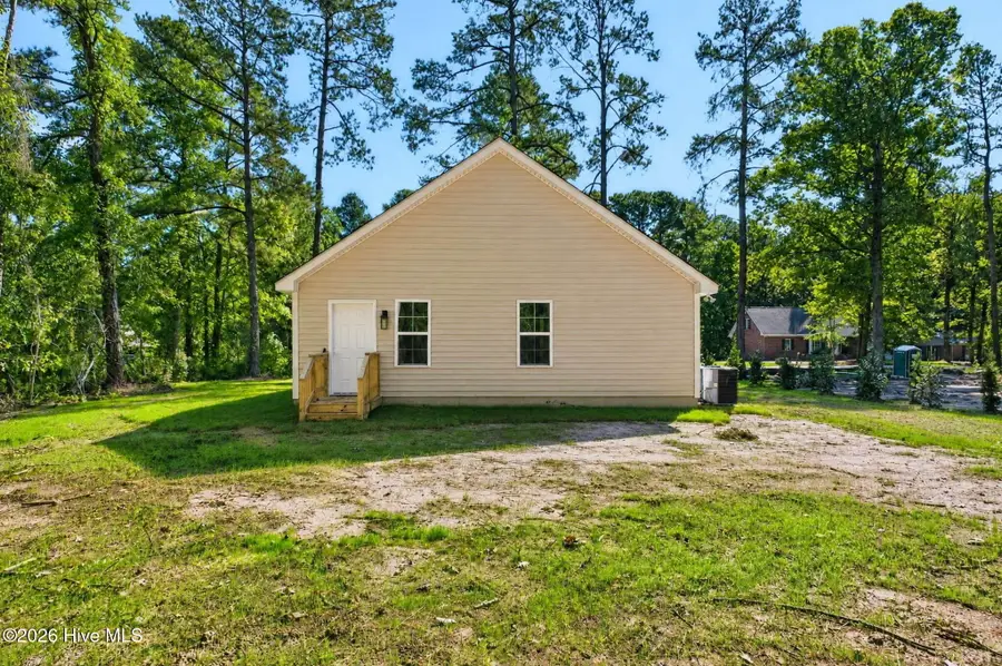 88 Oak Road, Lake Waccamaw, NC 28450 - #3