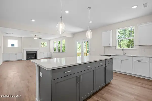 559 Whinfield Place, Aberdeen, NC 28315