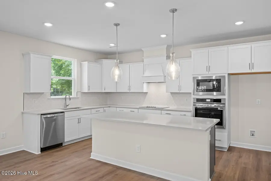 559 Whinfield Place, Aberdeen, NC 28315 - #3