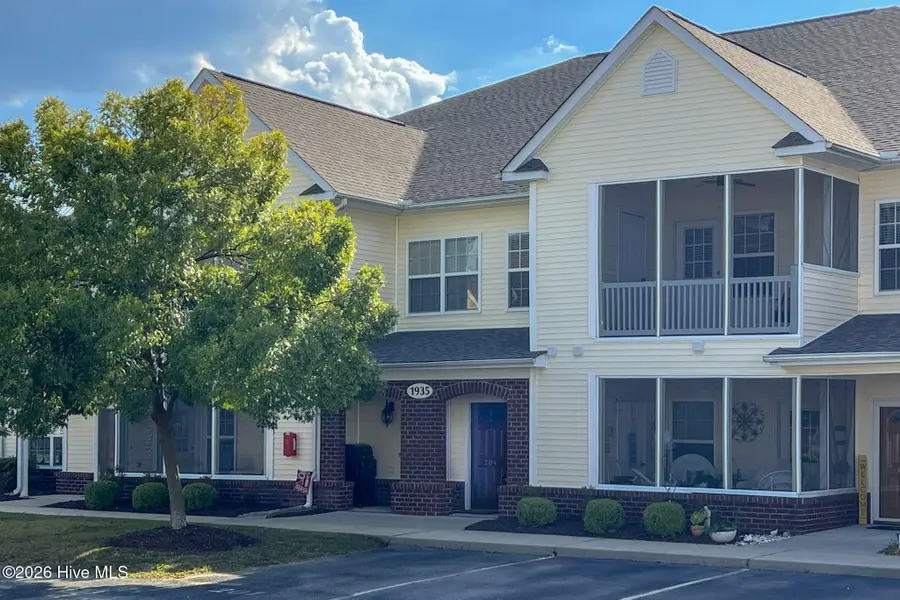1935 Tara Court #204, Greenville, NC 27858 - #2