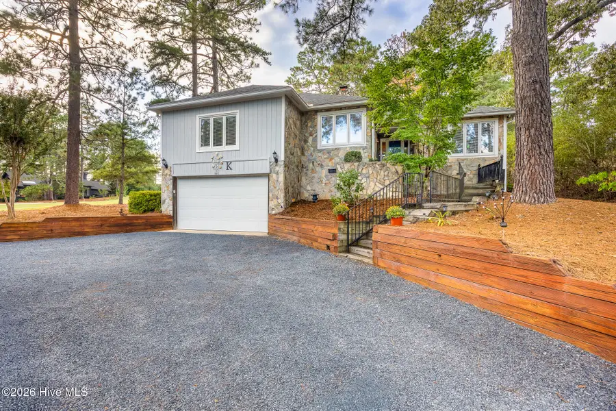 535 St Andrews Drive, Pinehurst, NC 28374 - #2