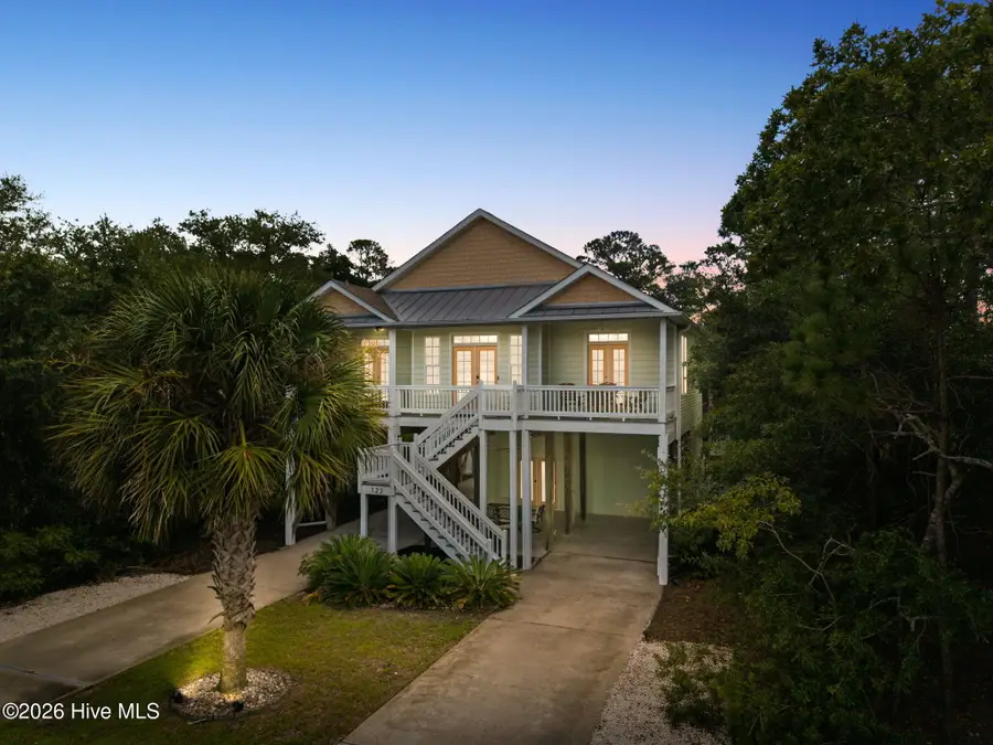122 NE 12th Street, Oak Island, NC 28465 - #2