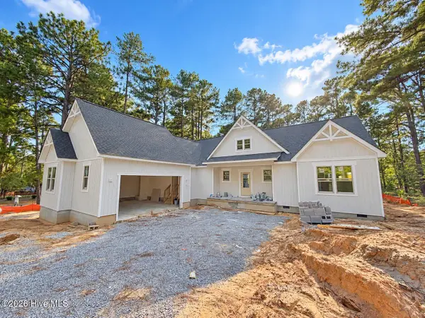 120 Drumar Court, Southern Pines, NC 28387