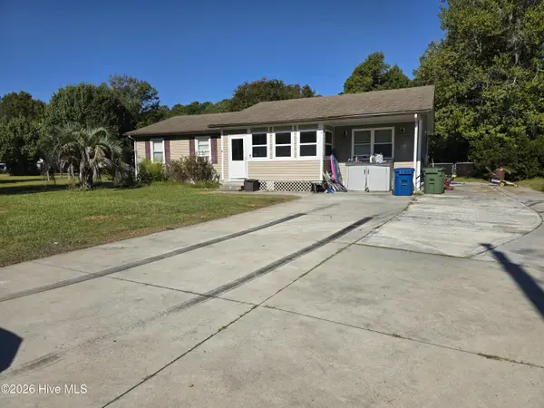 1431 Old Folkstone Road, Sneads Ferry, NC 28460