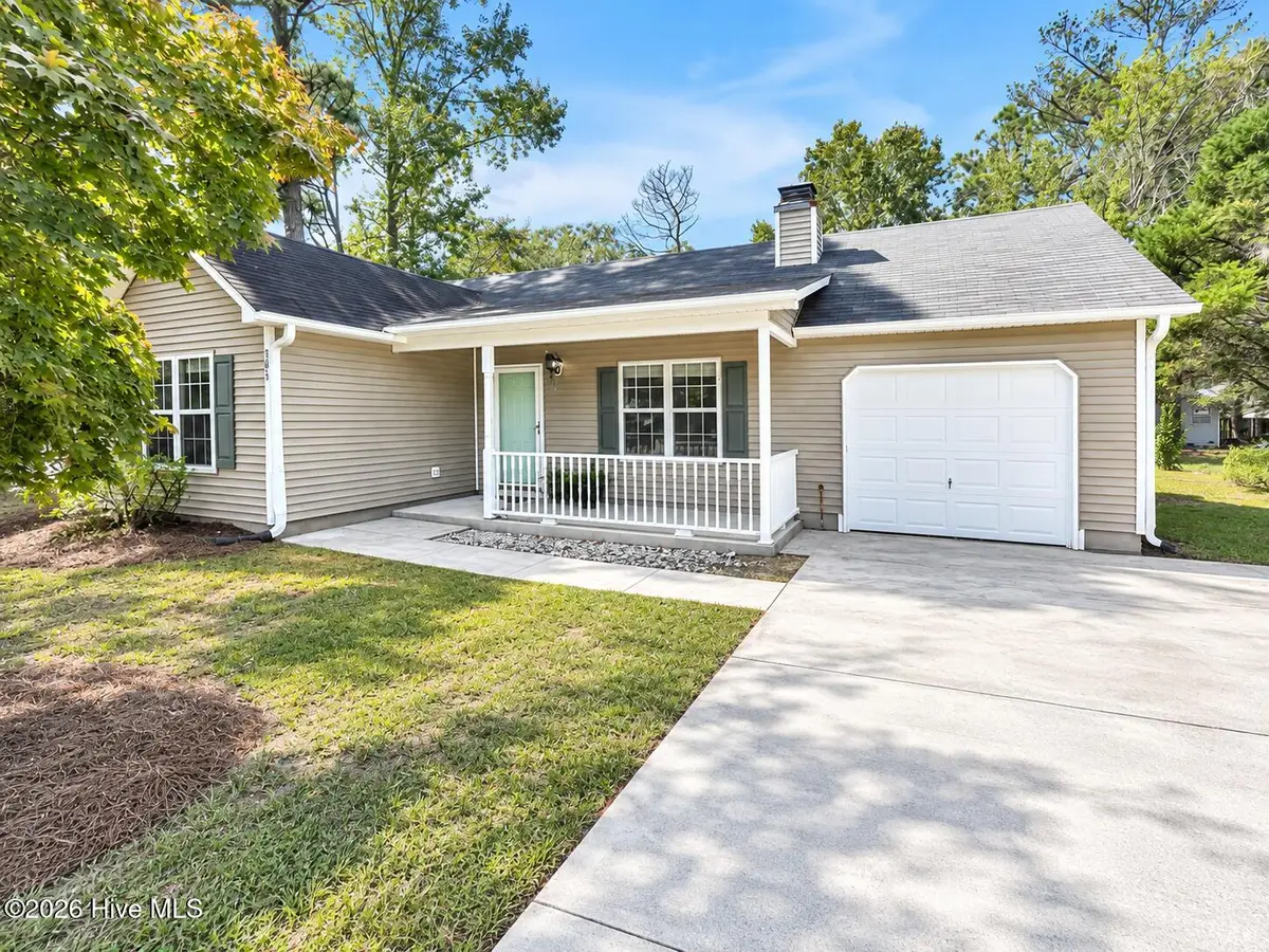 303 E Wood Lane, Leland, NC 28451 - #1