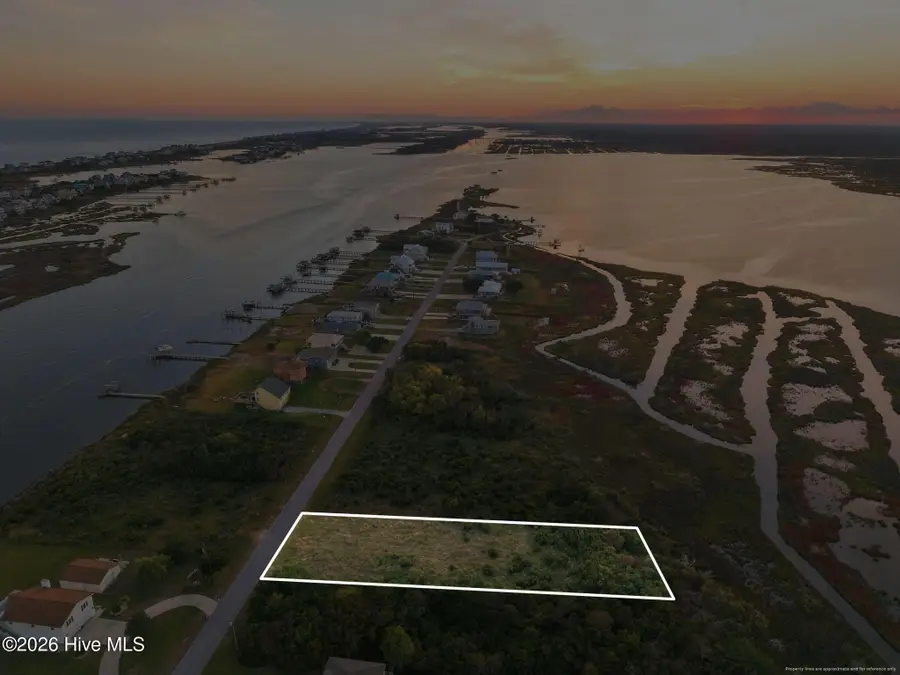 318 Waterway Drive, Sneads Ferry, NC 28460 - #2