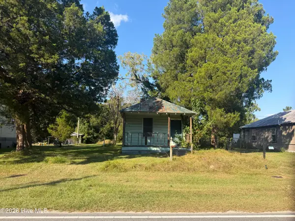 2204 Oaks Road, New Bern, NC 28560
