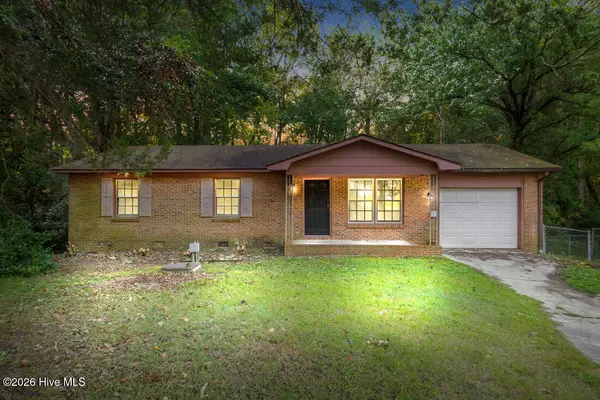 6213 Sabine Drive, Fayetteville, NC 28303