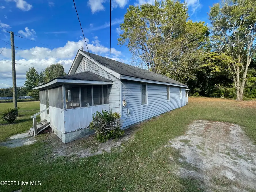 416 Catherine Street, Hertford, NC 27944 - #2