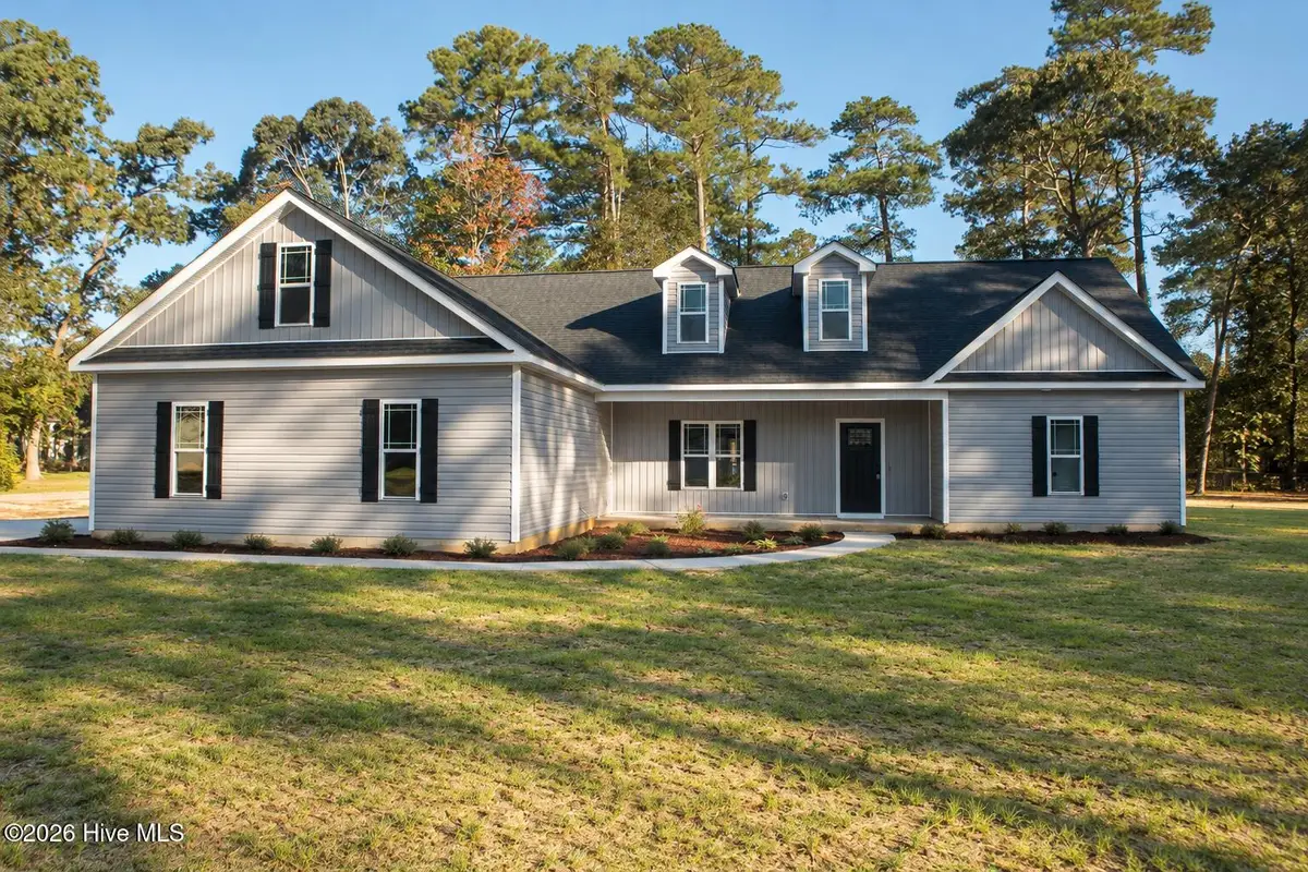 102 North Court, La Grange, NC 28551 - #1