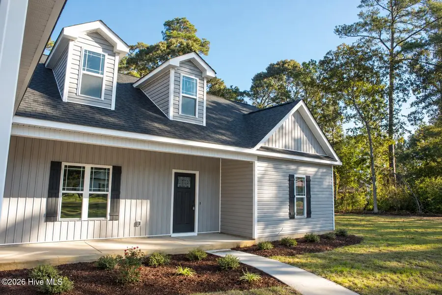 102 North Court, La Grange, NC 28551 - #2