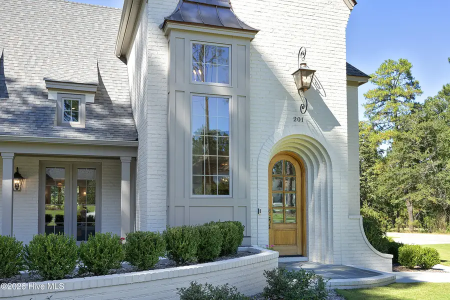 201 Crescent Court, Pinehurst, NC 28374 - #3