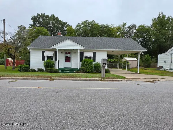 305 E Commercial Avenue, Stantonsburg, NC 27883