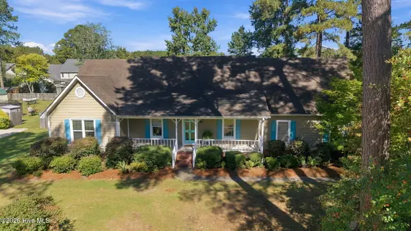 123 Duke Road, Winterville, NC 28590