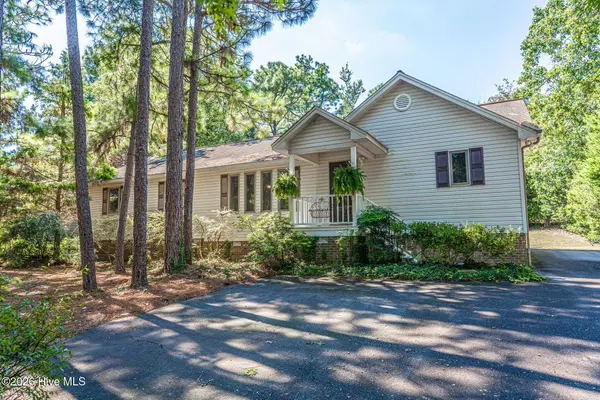 104 Cottage Grove Lane, Seven Lakes, NC 27376
