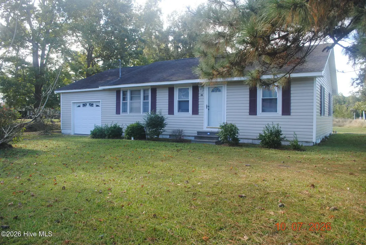 517 Waters Road, Jacksonville, NC 28546 - #1