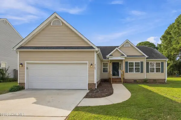 4704 Woods Edge Road, Wilmington, NC 28409