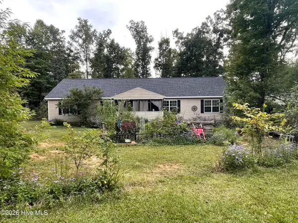 2315 W Chrisco Road, Seagrove, NC 27341