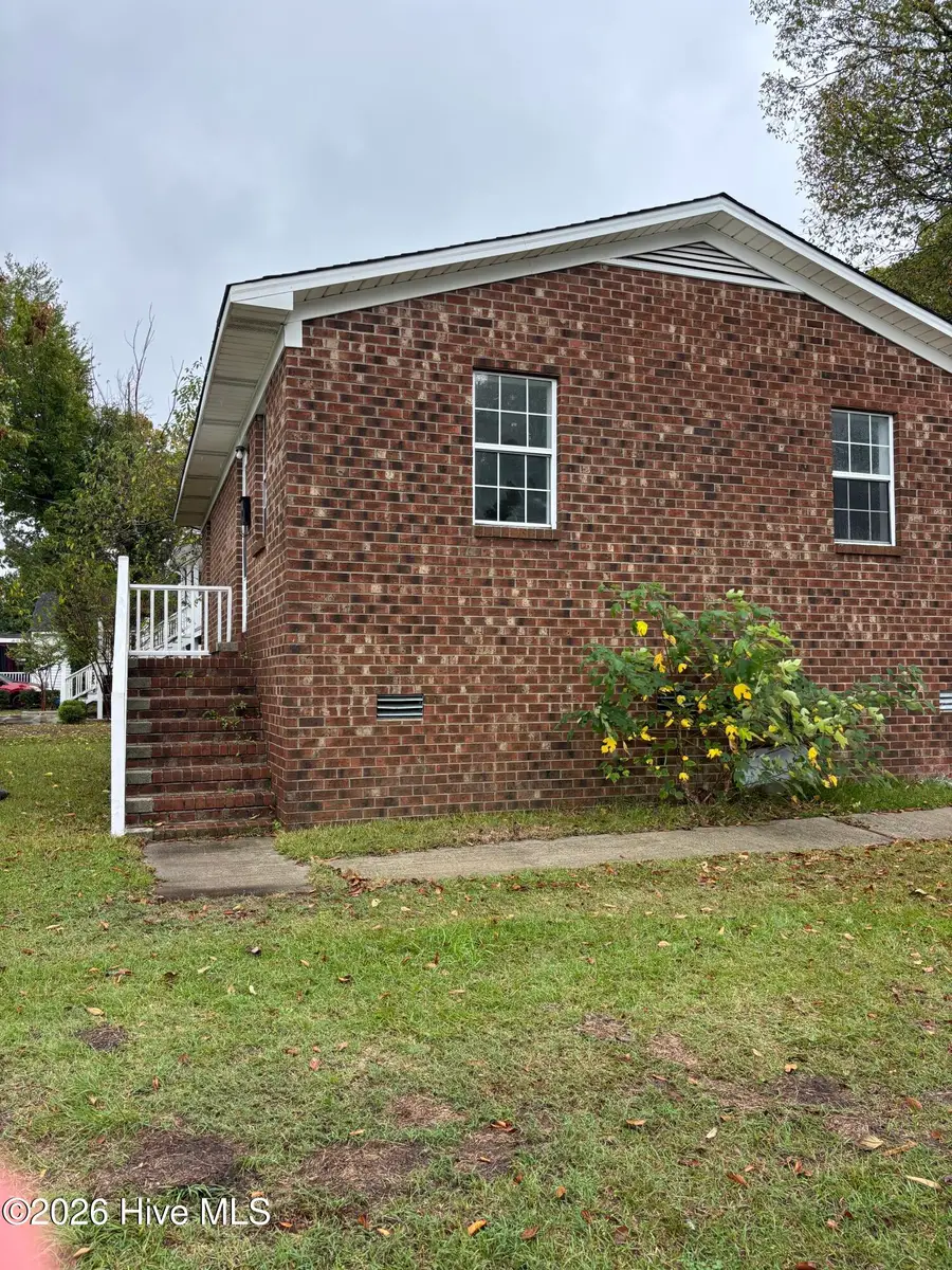 263 W 5th Street, Washington, NC 27889 - #3