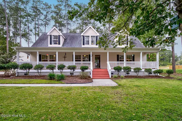 1055 Lexington Avenue Ne, Leland, NC 28451