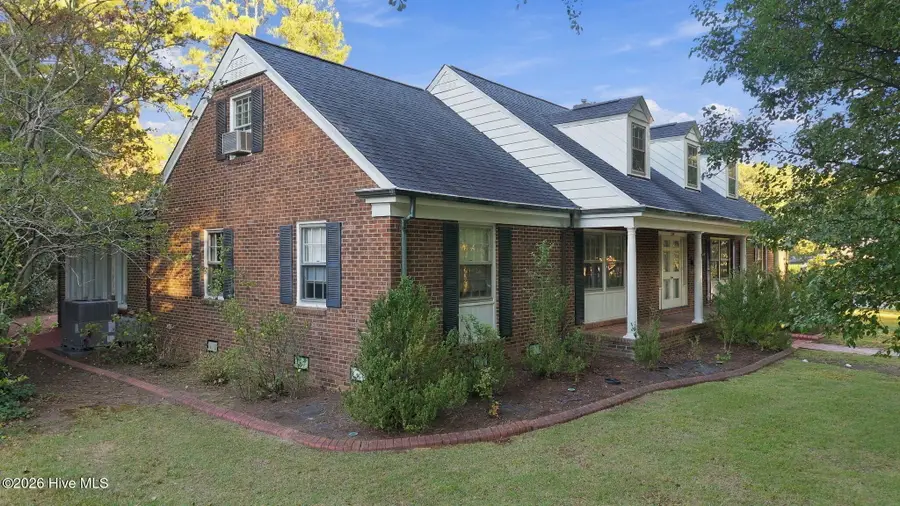 209 Brentwood Drive N, Wilson, NC 27893 - #3