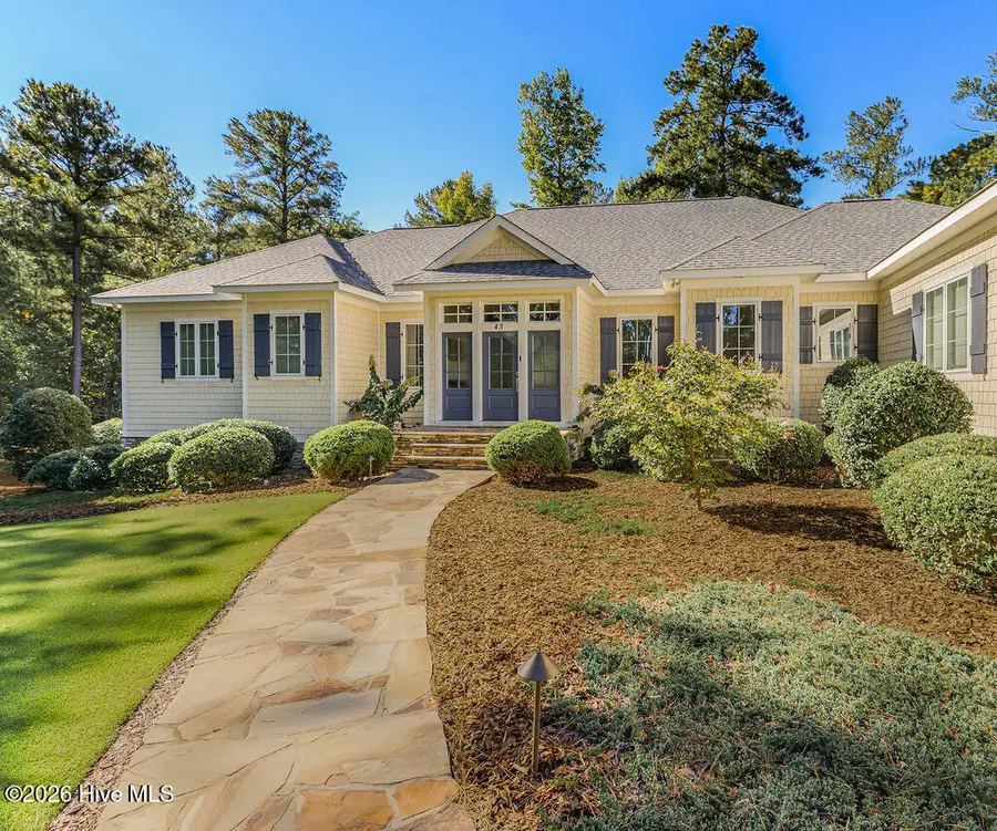 43 Ridgeland Street, Pinehurst, NC 28374 - #2