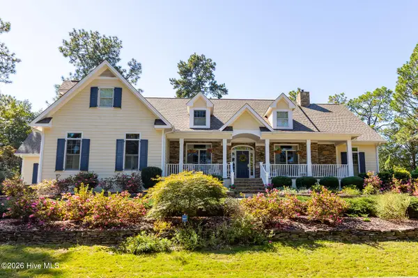 70 Oak Meadow Road, Pinehurst, NC 28374