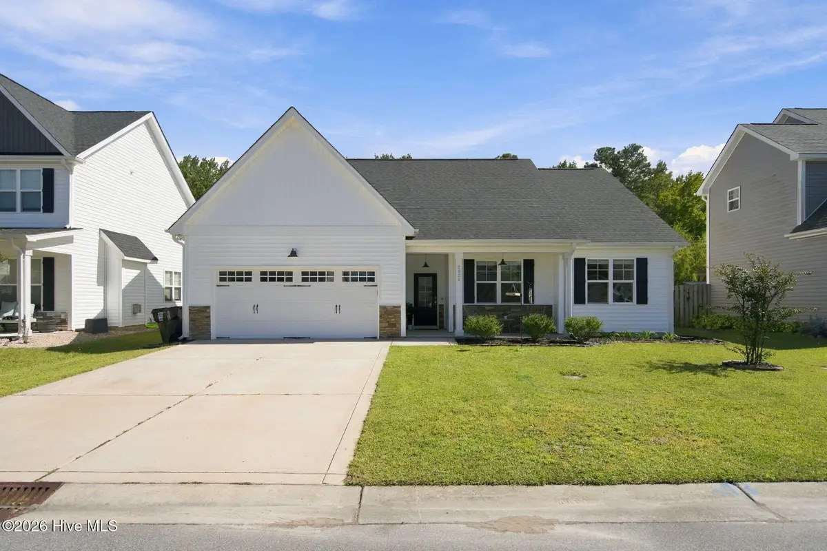 2024 Blue Bonnet Circle, Castle Hayne, NC 28429 - #1