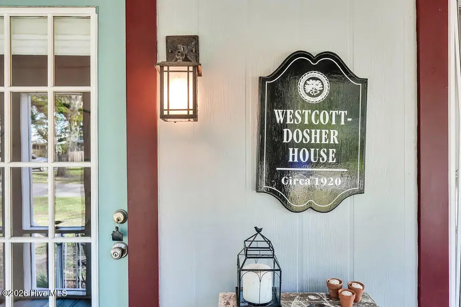 708 N Atlantic Avenue, Southport, NC 28461 - #2