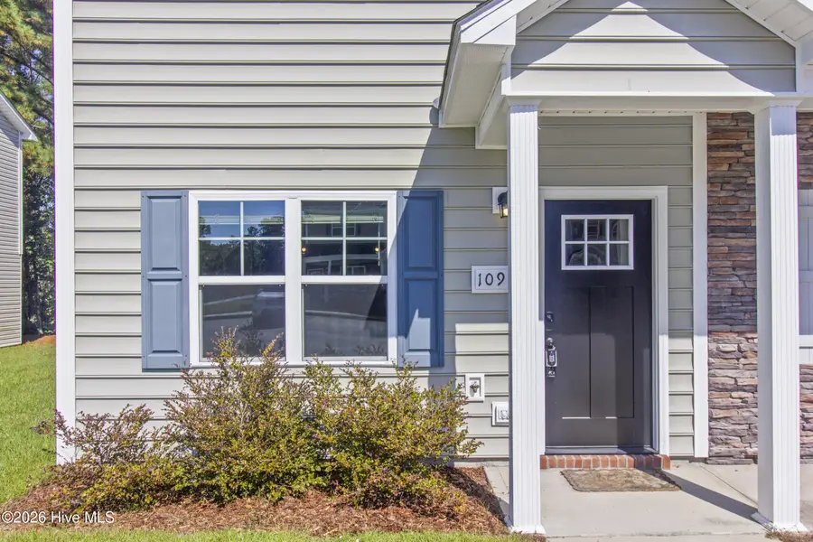 109 Jaydn Drive E, Jacksonville, NC 28546 - #2