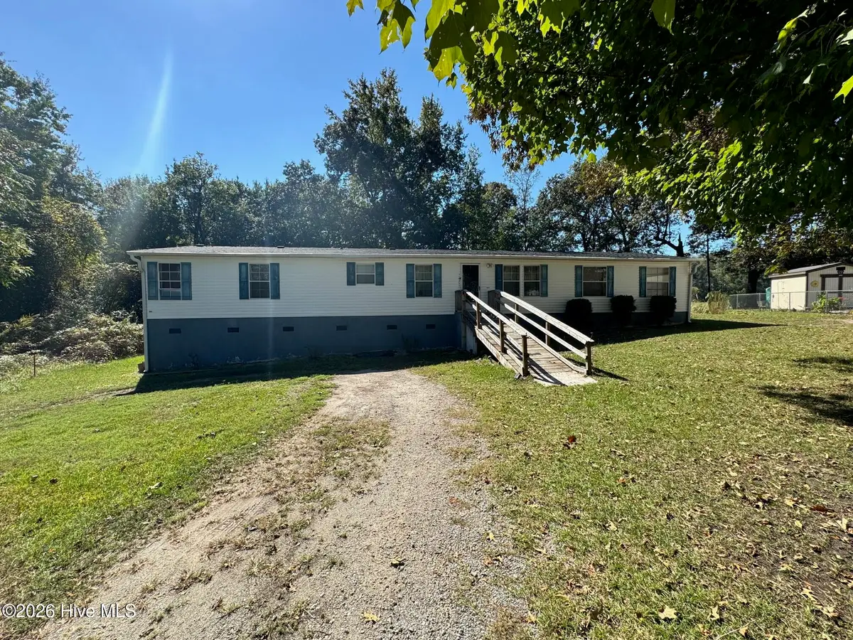 3205 Deanswood Drive, Kinston, NC 28504 - #1