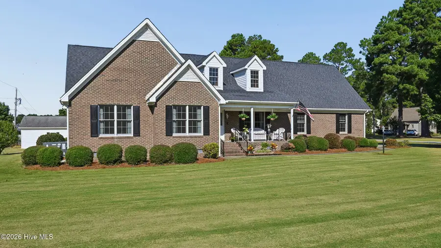 944 Country Club Drive, Ayden, NC 28513 - #2