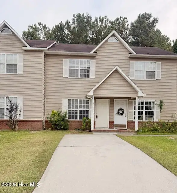 964 W Pueblo Drive, Jacksonville, NC 28546