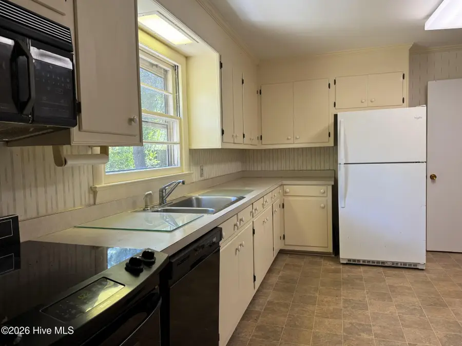 3834 Winston Boulevard, Wilmington, NC 28403 - #2