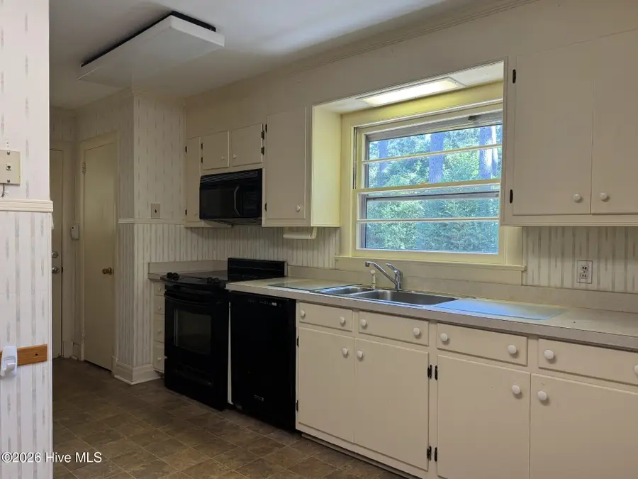 3834 Winston Boulevard, Wilmington, NC 28403 - #3
