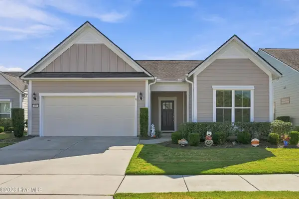 556 Lyrebird Avenue, Wilmington, NC 28412
