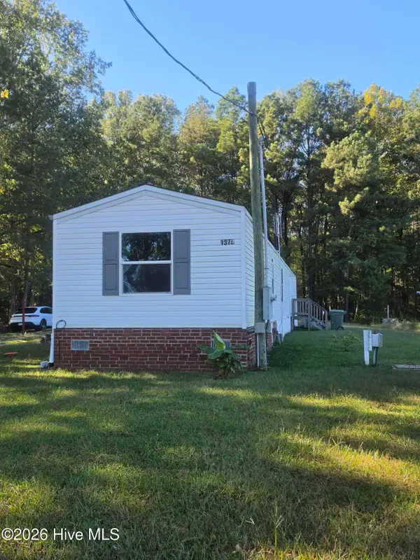 1375 W Islands Road, Williamston, NC 27892