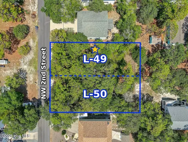 160 NW 2nd Street, Oak Island, NC 28465