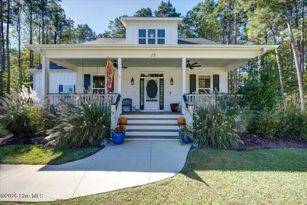 18 Wild Swan Lane, Minnesott Beach, NC 28510