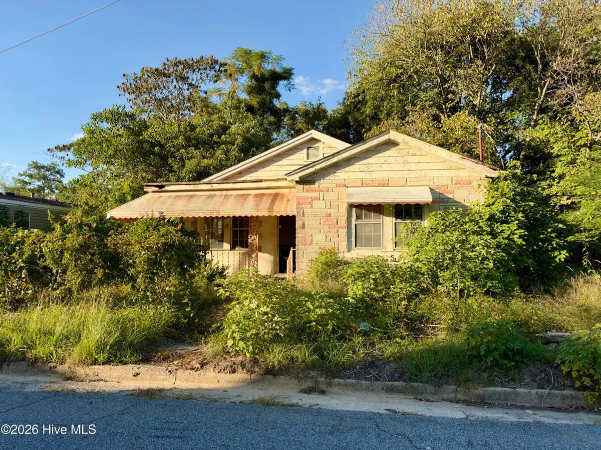 610 Fields Street, Kinston, NC 28501 - #1