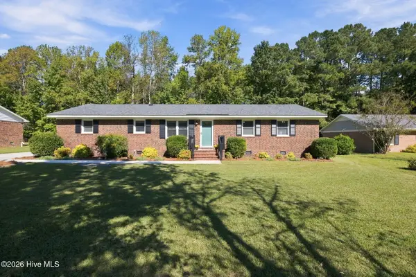 2212 Foxhorn Road, Trent Woods, NC 28562