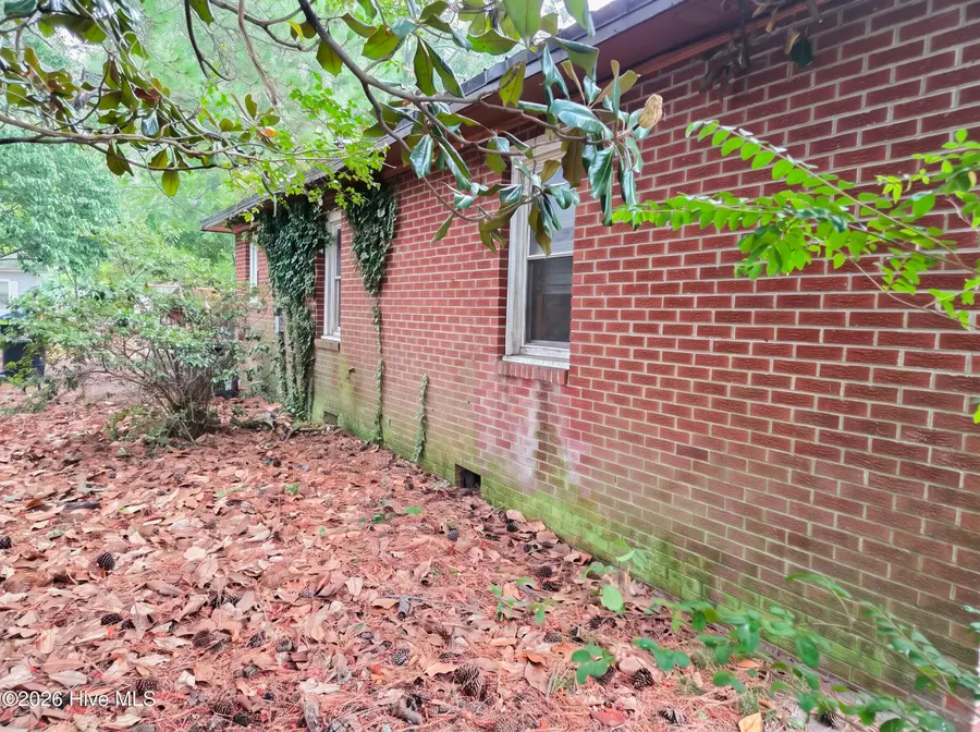 2483 Railroad Street, Winterville, NC 28590 - #2