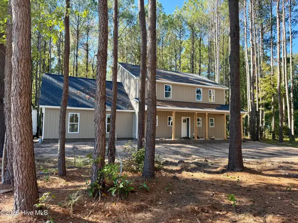 2809 Holston Way, Grimesland, NC 27837