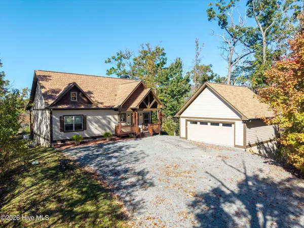 25 Over Silo Ridge, Marble, NC 28905