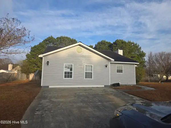 442 Dion Drive, Hubert, NC 28539