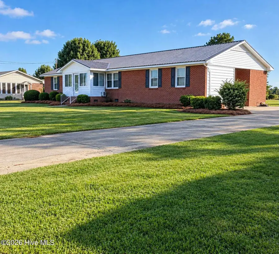 6080 Suttontown Road, Faison, NC 28341 - #2